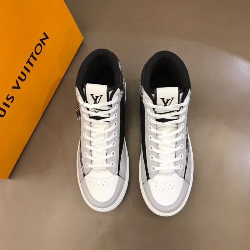 Louis Vuitton Men Shoes Fashion Sneakers Luxury Brand Mens Charlie Sneaker Casual Shoes with Original Box
