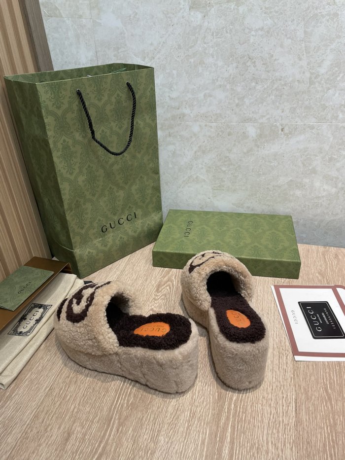 Gucci Womens Shoes Casual Loafers Design Luxury Brand Leather Princetown with Original Box