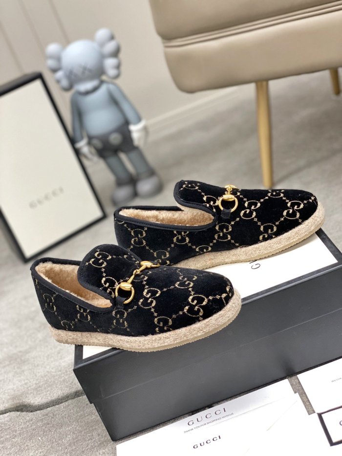 Gucci Womens Shoes Casual Loafers Design Luxury Brand Leather Princetown with Original Box