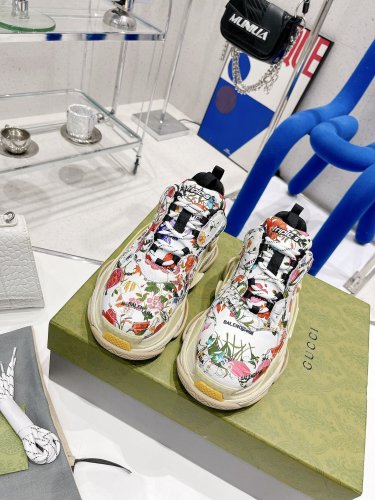 Gucci x Balenciage Womens Shoes Sneakers Luxury Brand Triple S Sneaker