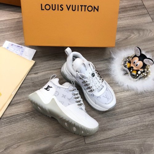 Louis Vuitton Men Shoes Fashion Sneakers Luxury Brand Mens Run Away Pulse Sneaker Casual Shoes with Original Box