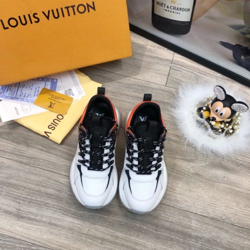 Louis Vuitton Men Shoes Fashion Sneakers Luxury Brand Mens Run Away Pulse Sneaker Casual Shoes with Original Box