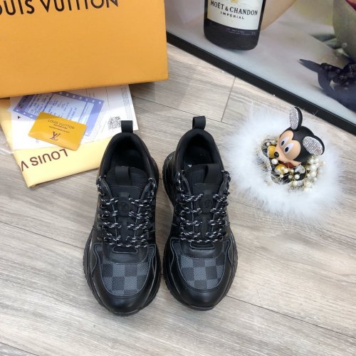 Louis Vuitton Men Shoes Fashion Sneakers Luxury Brand Mens Run Away Pulse Sneaker Casual Shoes with Original Box