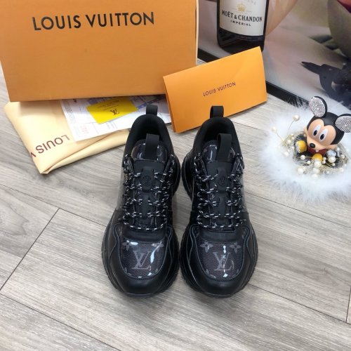 Louis Vuitton Men Shoes Fashion Sneakers Luxury Brand Mens Run Away Pulse Sneaker Casual Shoes with Original Box