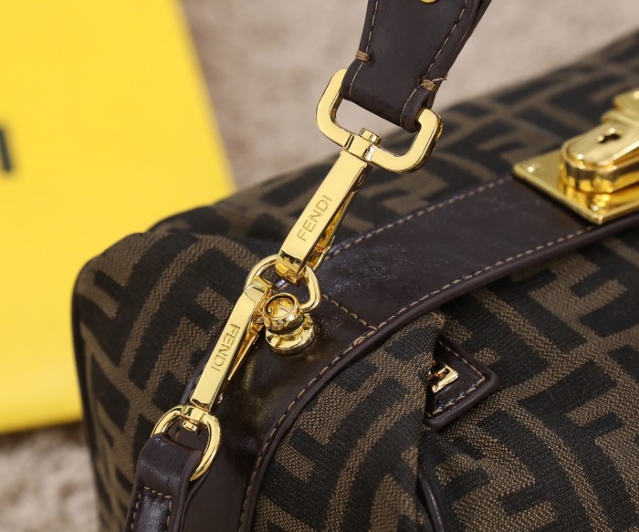Fendi Womens Bags Shoulder Bags Handbags Luxury Brand FENDI Vintage bag
