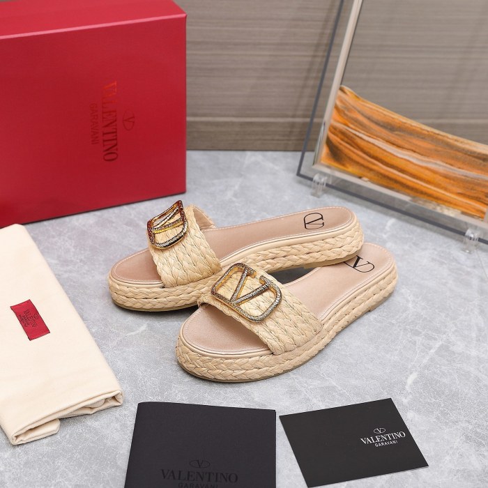 Valentino Womens Shoes Flat Mule Sandals Luxury Brand Design with Original Box