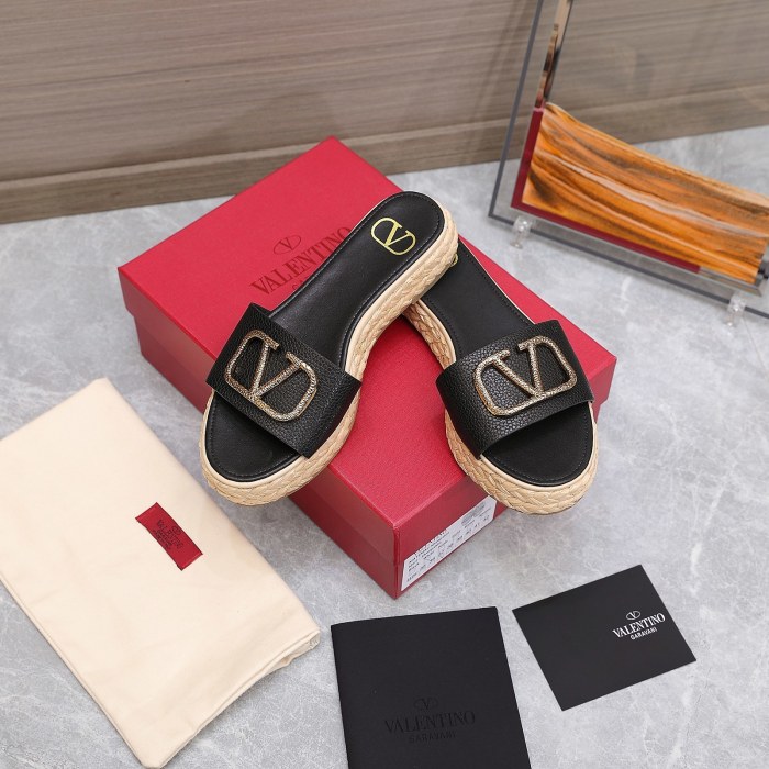 Valentino Womens Shoes Flat Mule Sandals Luxury Brand Design with Original Box