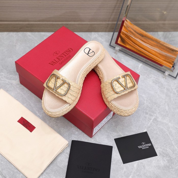 Valentino Womens Shoes Flat Mule Sandals Luxury Brand Design with Original Box