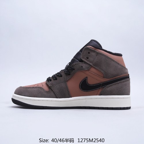 Air Jordan AJ1 Mid Mens Womens Shoes Sneakers with Original Box 1275M2540