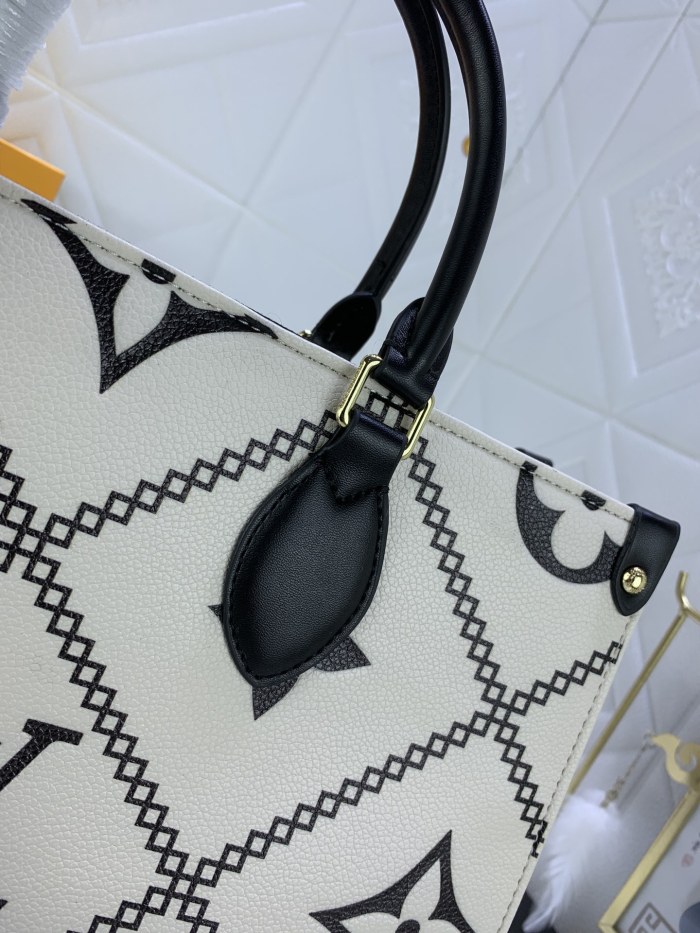Louis Vuitton Womens Bags Handbags Luxury Brand LV ONTHEGO MM Crème Beige / Black Embroidered embossed supple grained cowhide leather M46016 without Original Box
