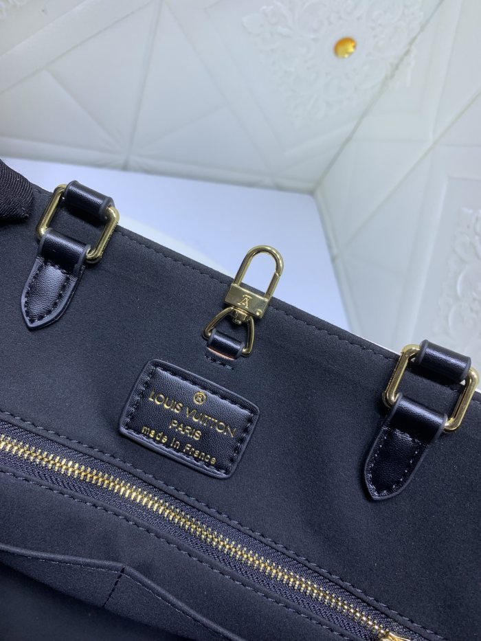 Louis Vuitton Womens Bags Handbags Luxury Brand LV ONTHEGO MM Crème Beige / Black Embroidered embossed supple grained cowhide leather M46016 without Original Box