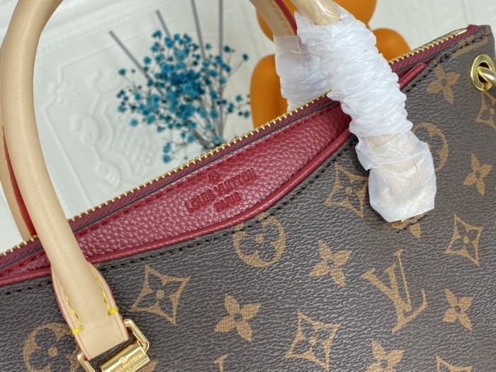 Louis Vuitton Womens Bags Handbags Luxury Brand Louis Vuitton m41241 pallas BB