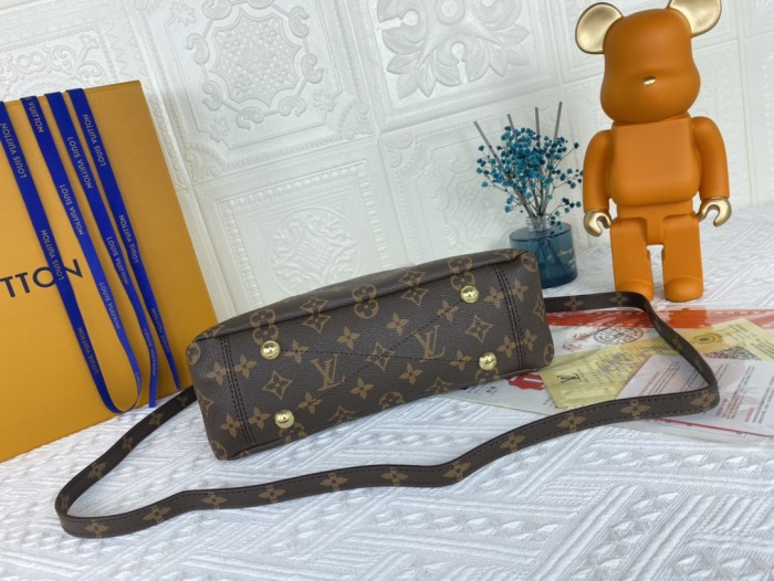 Louis Vuitton Womens Bags Handbags Luxury Brand Louis Vuitton m41241 pallas BB