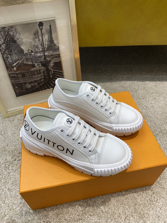 Louis Vuitton Womens Shoes Fashion Boots Luxury Brand LV SQUAD SNEAKER with Original Box 1A9424