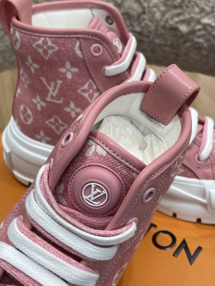 Louis Vuitton Womens Shoes Fashion Boots Luxury Brand LV SQUAD SNEAKER BOOT with Original Box 1A9S1P
