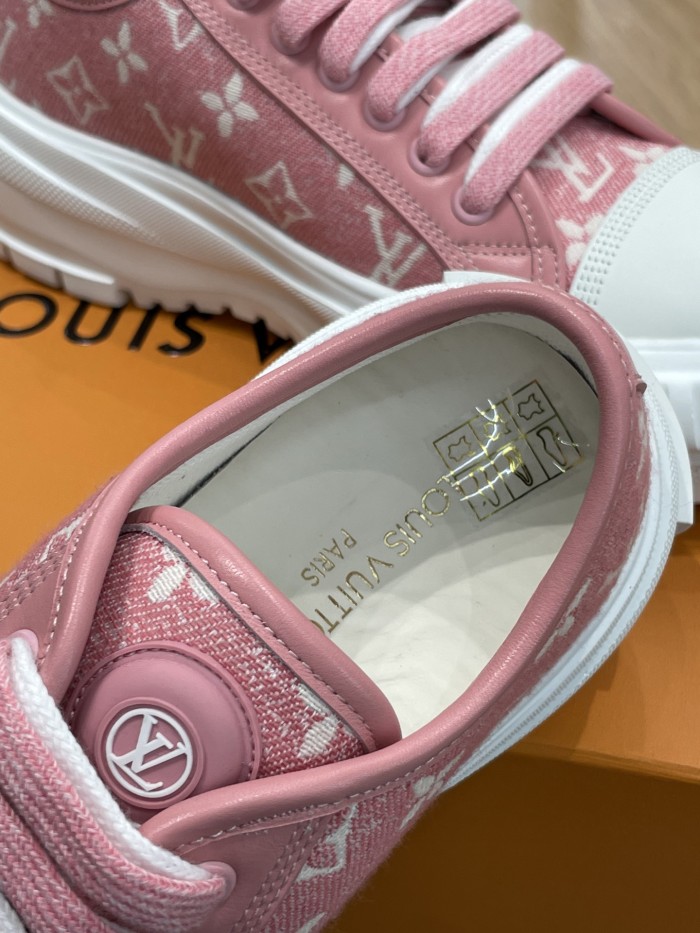 Louis Vuitton Womens Shoes Fashion Boots Luxury Brand LV SQUAD SNEAKER with Original Box 1A9S0T