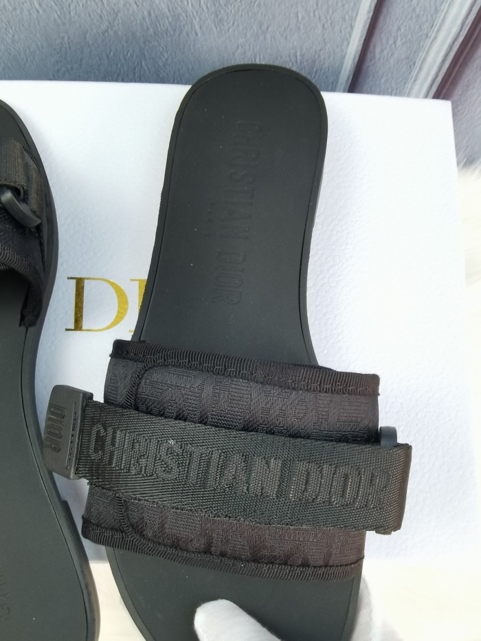 Dior Women Shoes Mule DWAY DIO(R)EVOLUTION SLIDE Luxury Brand DIO(R)EVOLUTION SLIDE Uber Black Dior Oblique Technical Fabric KCQ431OSY_S900