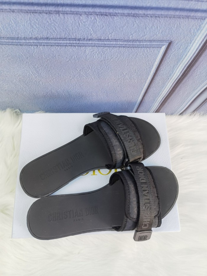 Dior Women Shoes Mule DWAY DIO(R)EVOLUTION SLIDE Luxury Brand DIO(R)EVOLUTION SLIDE Uber Black Dior Oblique Technical Fabric KCQ431OSY_S900