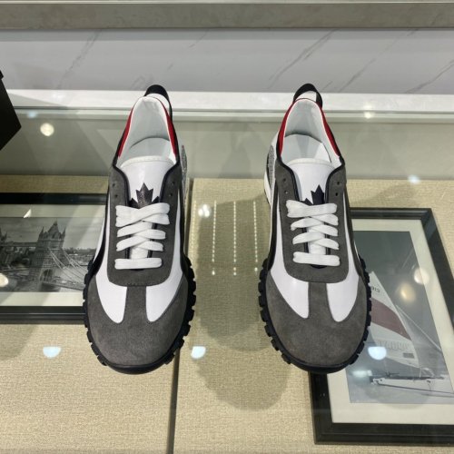 Dsquared2 Men Shoes Sneakers Luxury Brand Breathable RUN DS2 LEGEND SNEAKERS with Original Box