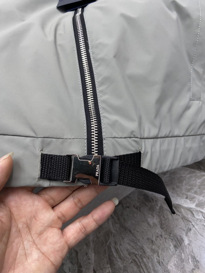 Prada Design Fashion Mens Jackets Thin Design Luxury Brand