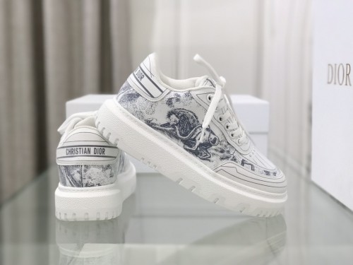 Dior Womens Shoes Sneakers Luxury Brand DIOR-ID SNEAKER White Calfskin with Original Box KCK278LCR_S58W