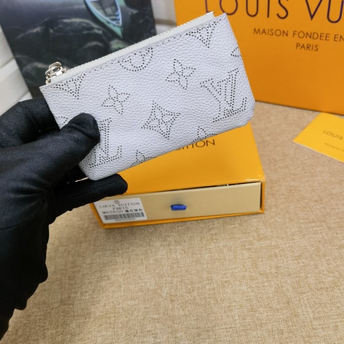 Louis Vuitton KEY POUCH Monogram canvas Luxury Brand with Original Box M69508