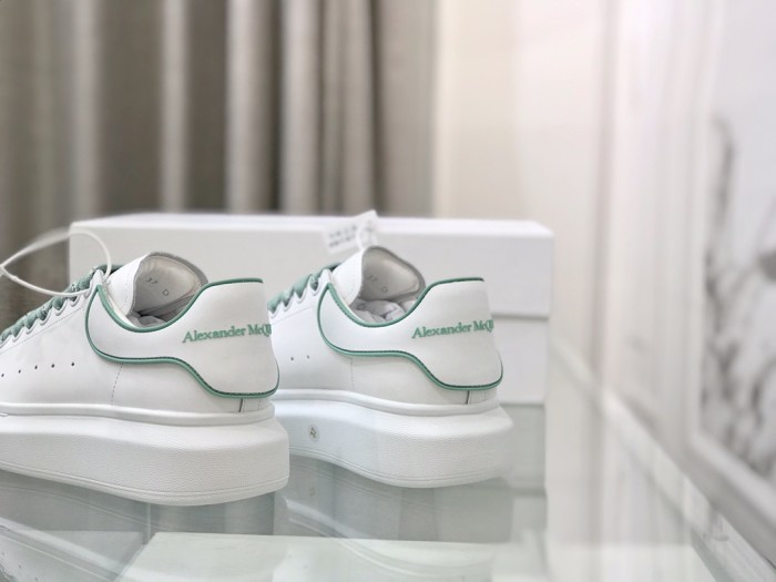 Alexander McQueen Women Shoes Sneakers Fashion Design Luxury Brand with Original Box