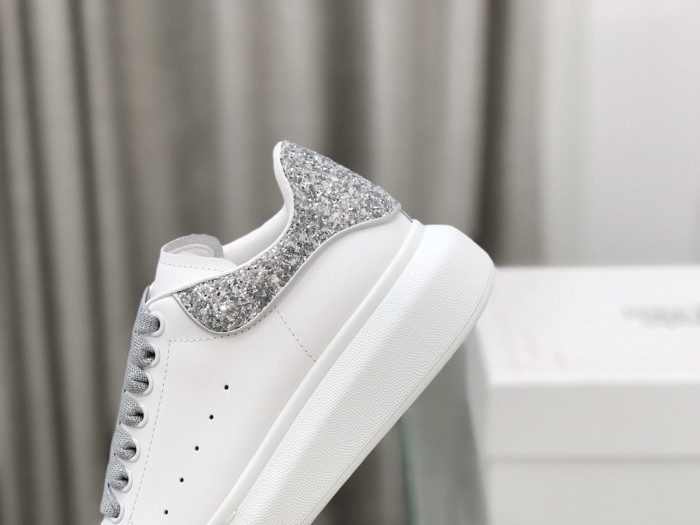 Alexander McQueen Women Shoes Sneakers Fashion Design Luxury Brand with Original Box