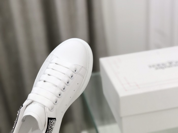 Alexander McQueen Women Shoes Sneakers Fashion Design Luxury Brand with Original Box