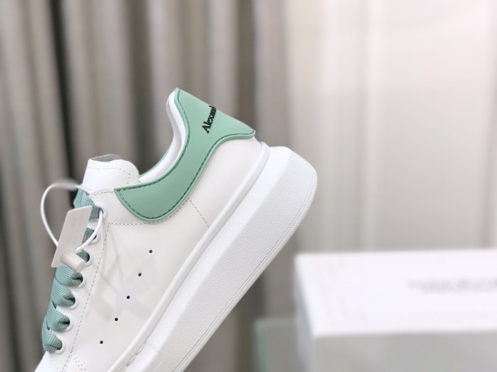 Alexander McQueen Women Shoes Sneakers Fashion Design Luxury Brand with Original Box