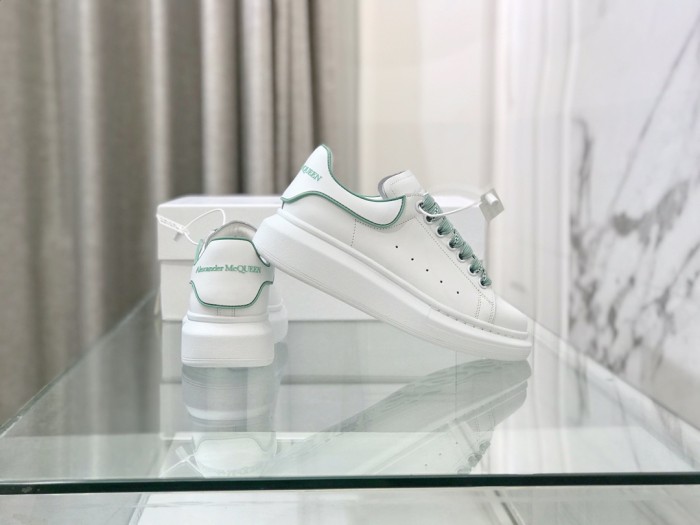 Alexander McQueen Women Shoes Sneakers Fashion Design Luxury Brand with Original Box