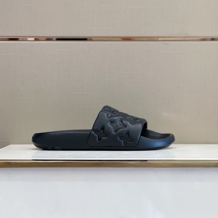 Louis Vuitton Mens Shoes Slippers Sandals Flip Flop Luxury Brand WATERFRONT MULE Black Monogram-embossed rubber with Original Box 1A9FKW