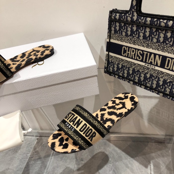 Dior Women Shoes DWAY HEELED SLIDE Embroidered Cotton Luxury Brand Womens Sandals Slippers with Original Box KCQ244ERC_S56B