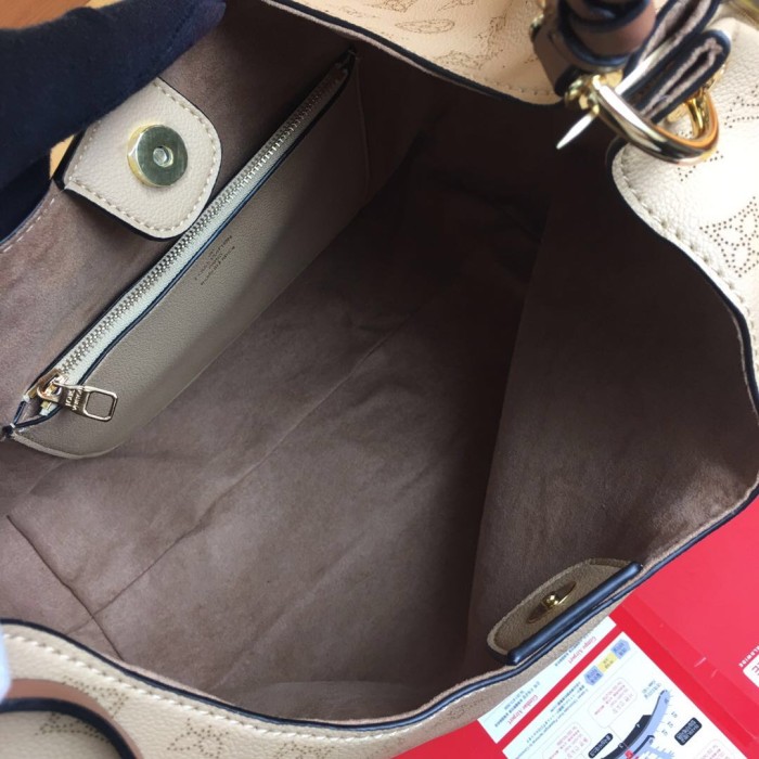Louis Vuitton Womens Bags Messenger Shoulder Bags Handbags Luxury Brand CARMEL Mahina perforated calf leather