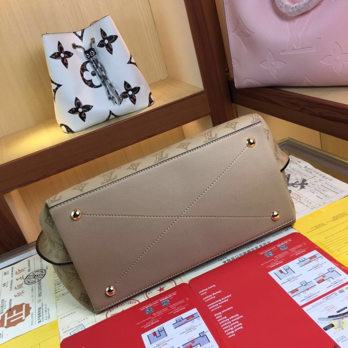 Louis Vuitton Womens Bags Messenger Shoulder Bags Handbags Luxury Brand CARMEL Mahina perforated calf leather