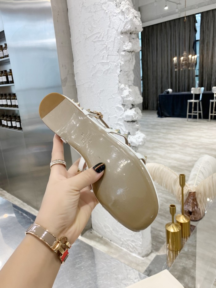 Valentino Women Shoes Mule Flip Flop Sandals ROMAN STUD SLIDE SANDAL IN QUILTED NAPPA with Original Box Luxury Brand
