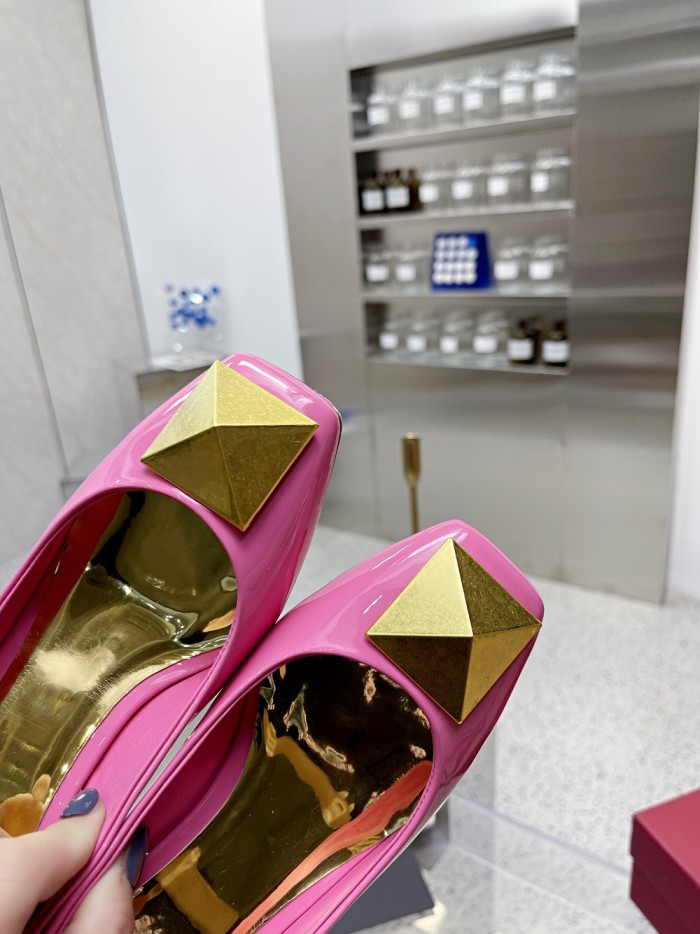 Valentino Women Shoes Mule Flip Flop Sandals ROMAN STUD SLIDE SANDAL IN QUILTED NAPPA with Original Box Luxury Brand