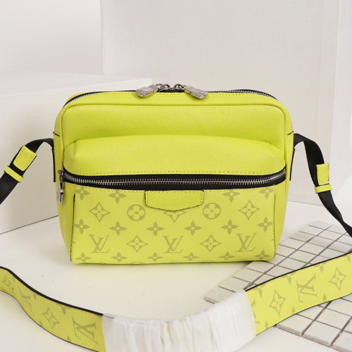 Louis Vuitton Mens Bag Luxury Brand Fashion Type Outdoor Messenger M30242 with Original Box