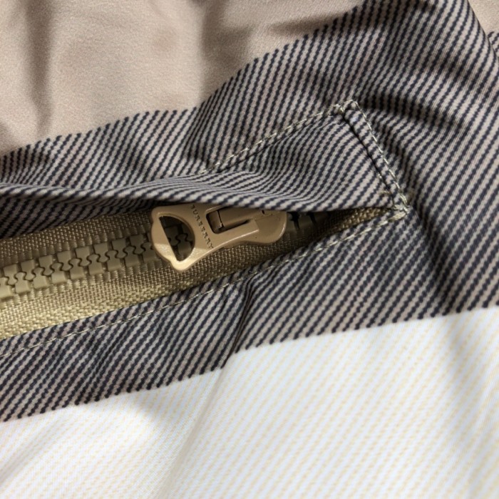 Burberry Mens Shorts Loose Design Luxury Brand Fashion Type Short Pants for Men