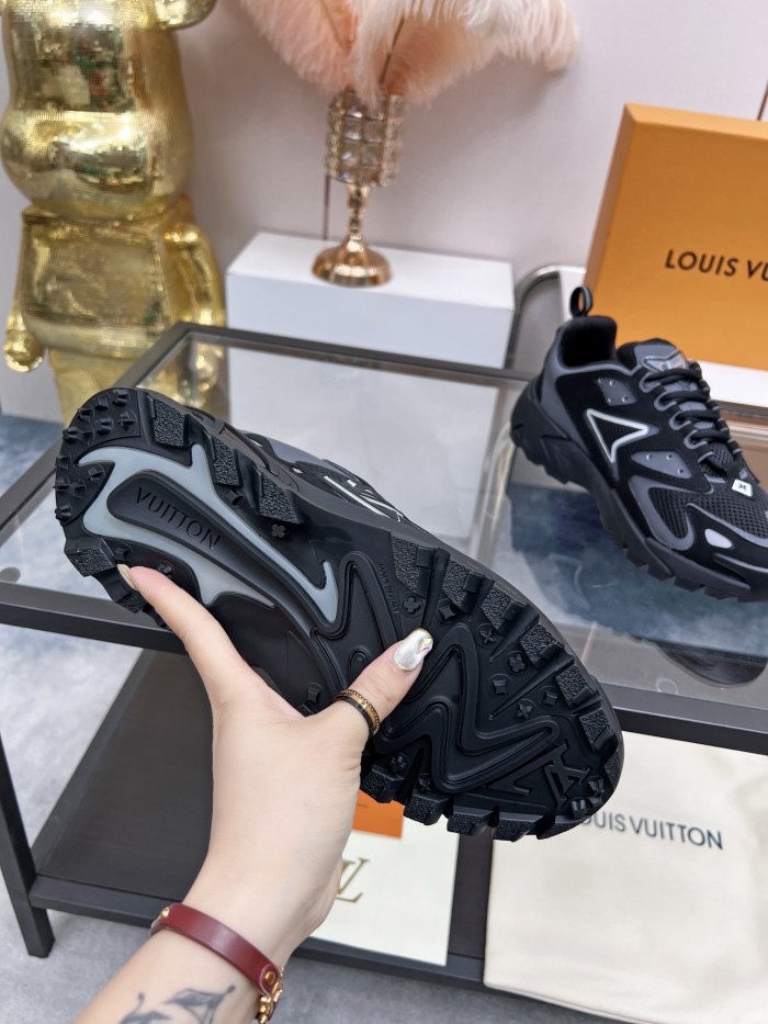Louis Vuitton Men Shoes Fashion Sneakers Luxury Brand Mens LV RUNNER TATIC SNEAKER Black Mix of materials with Original Box 1A9UO2