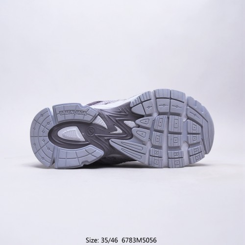 Balenciaga Womens Shoes Sneakers Luxury Brand Phantom Sneaker in grey and light grey bicolor fabric and mesh with Original Box 678869W2E911715