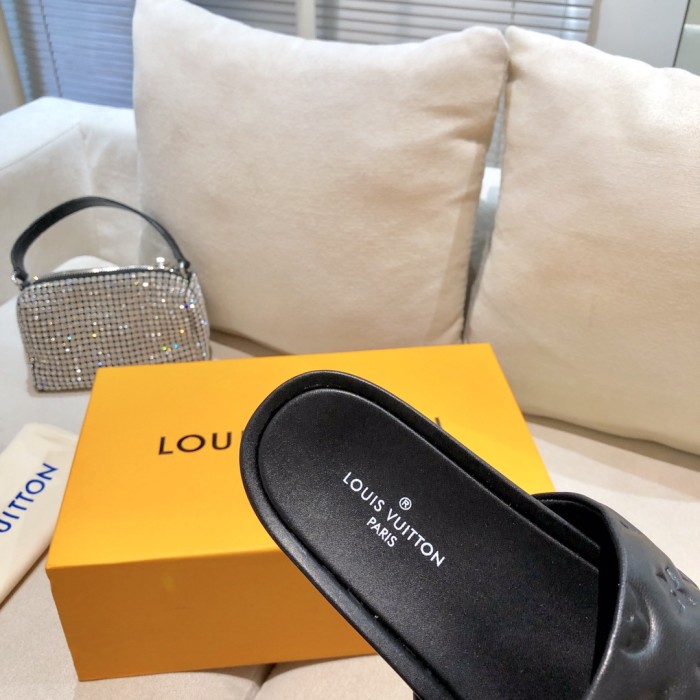 Louis Vuitton Womens Shoes Sandals Slippers Luxury Brand Louis Vuitton JUMBO FLATFORM MULE with Original Box 1A9QYY Black Monogram-embossed lambskin