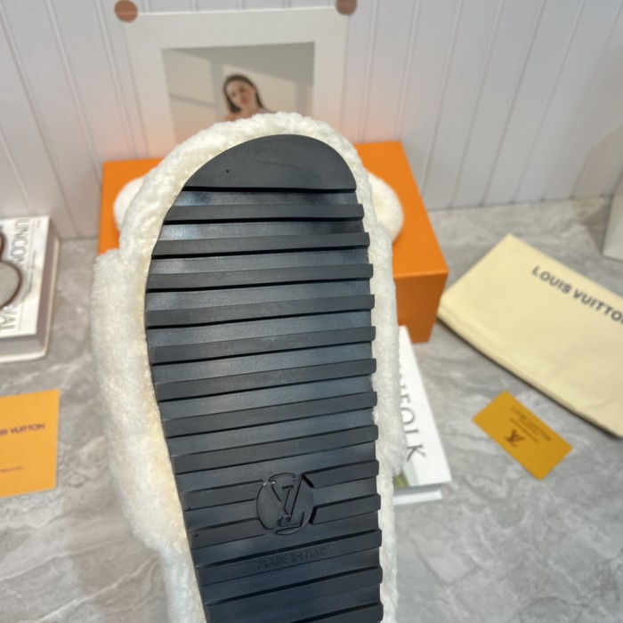 Louis Vuitton Womens Shoes Slide Slippers for Winter Wool Fabric Luxury Brand Designer PASEO FLAT COMFORT MULE with Original Box