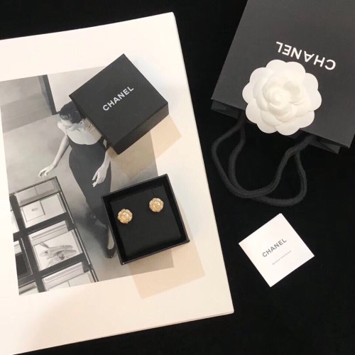 Chanel Luxury Womens Earrings