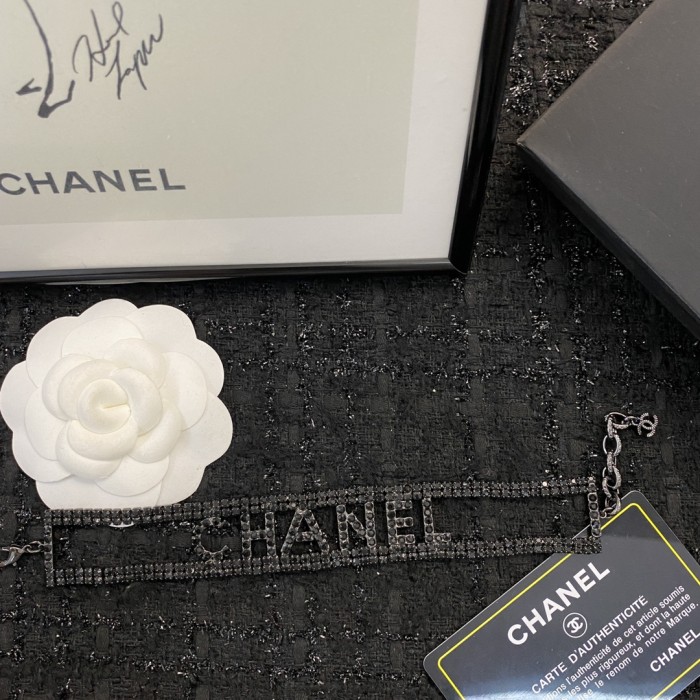Chanel Luxury Womens Bracelet H1425