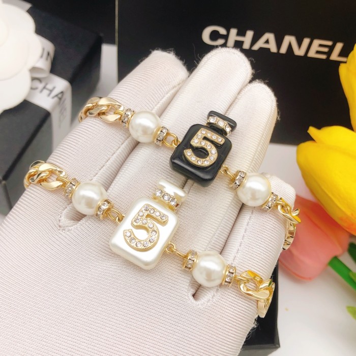 Chanel Luxury Womens Bracelet XSL0028