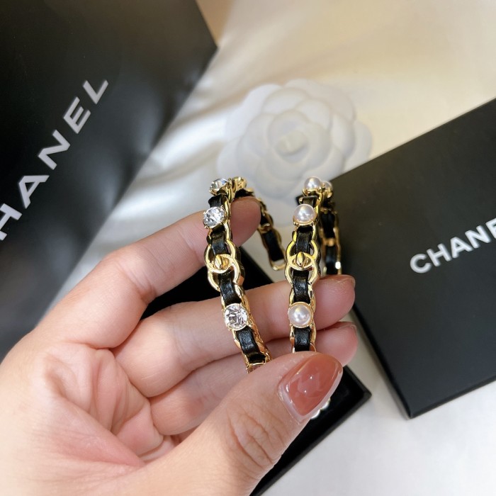 Chanel Luxury Womens Bracelet