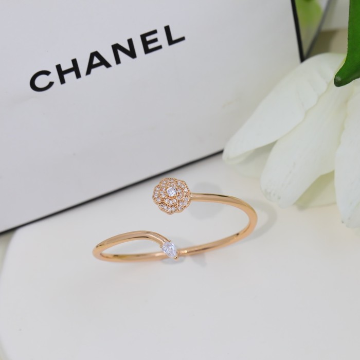 Chanel Luxury Womens Bracelet