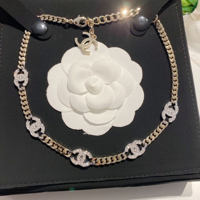 Chanel Luxury Womens Bracelet XSL0038 Necklaces XXL0103
