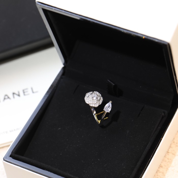 Chanel Luxury Womens Ring